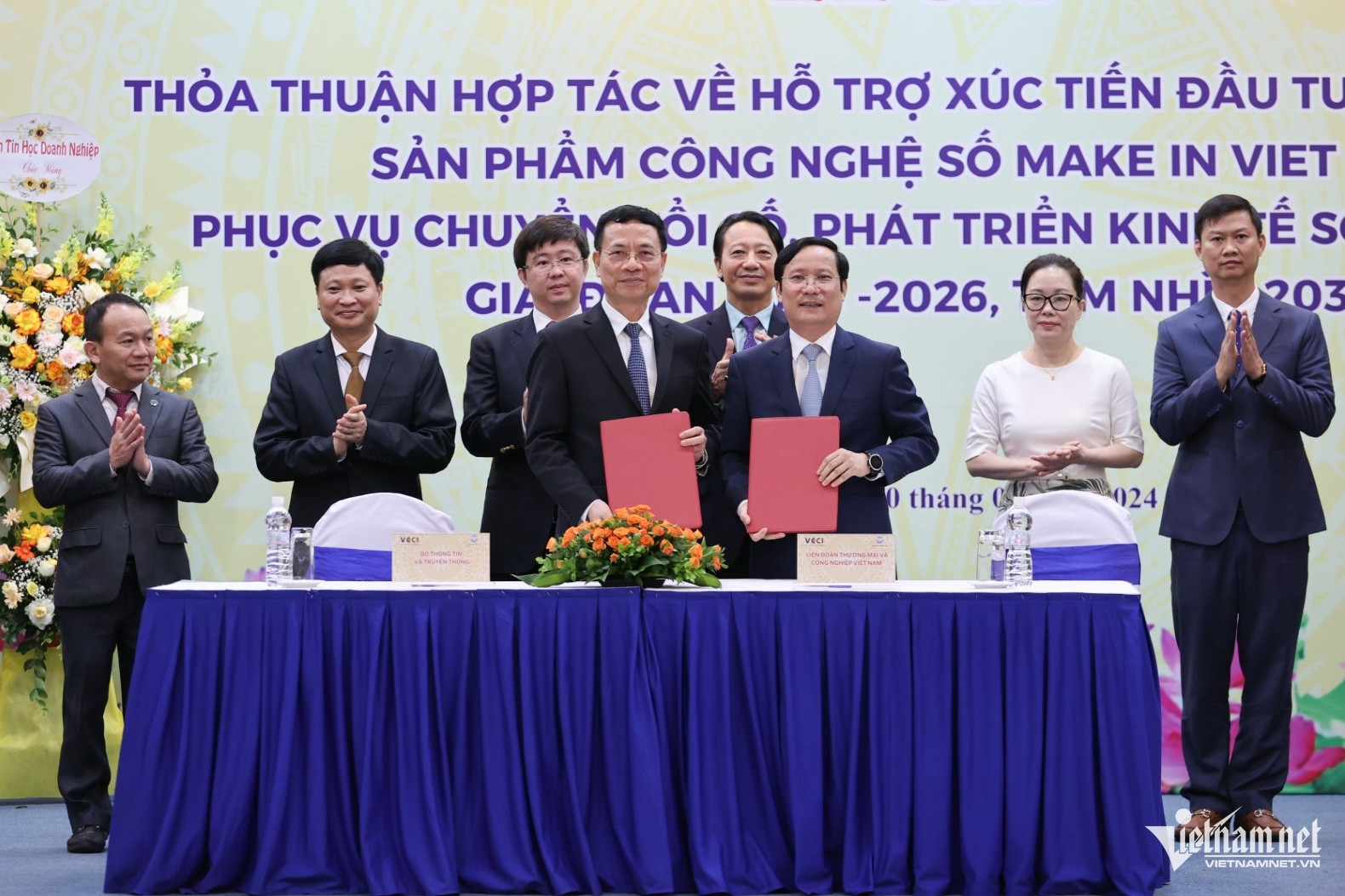 Báo VietnamNet