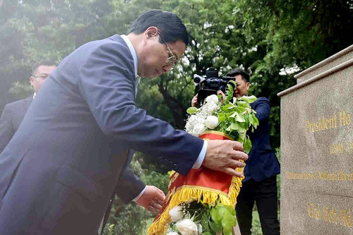 Hình ảnh xúc động của Thủ tướng Phạm Minh Chính ở thủ đô New Delhi