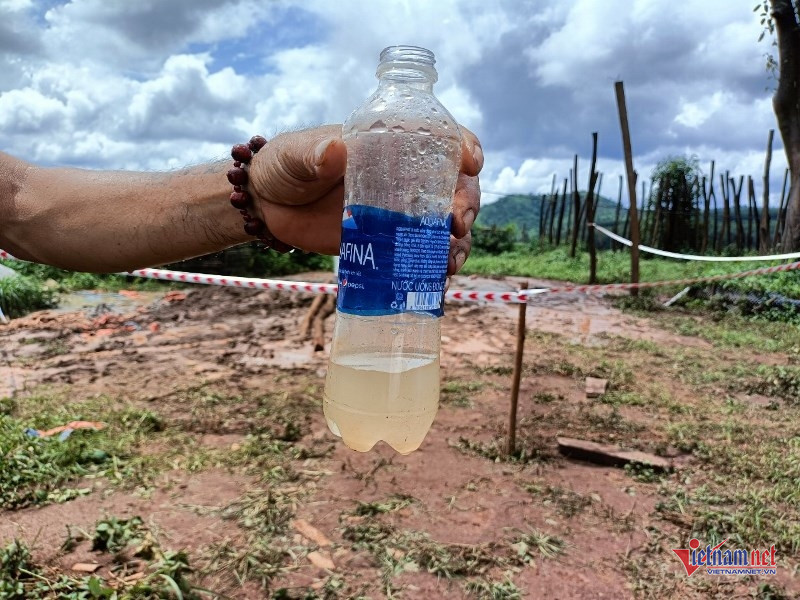 W-Giếng nước lạ 4.jpg