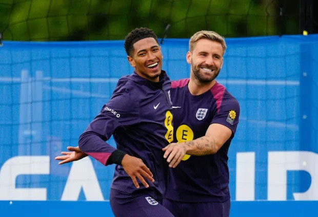 Jude bellingham Luke Shaw.jpg