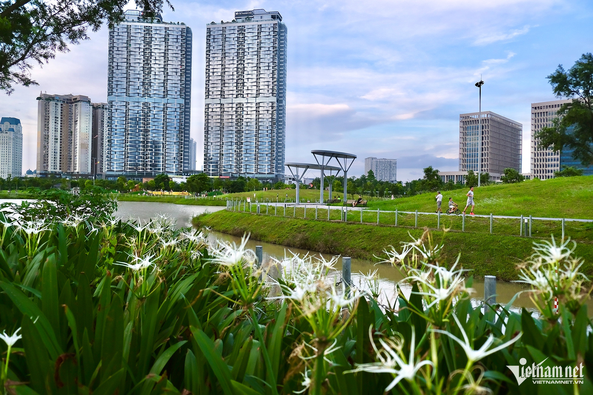 W-công viên mễ trì.jpg