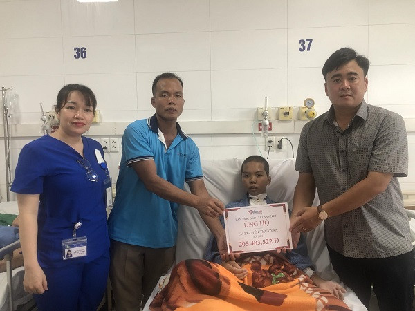 5e58f7bf fd74 43ee b5ed de785d7d097c.jpg