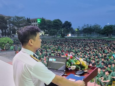 Tuyên truyền bảo vệ chủ quyền biển, đảo cho hơn 3.000 sinh viên