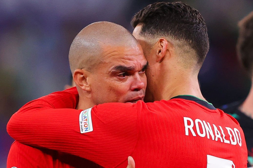 EURO 2024: Nước mắt Pepe và thất vọng Ronaldo