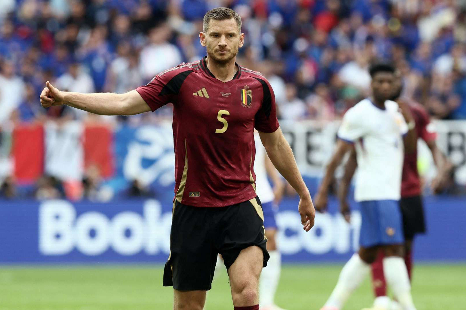 Jan Vertonghen Bi Phap.jpg