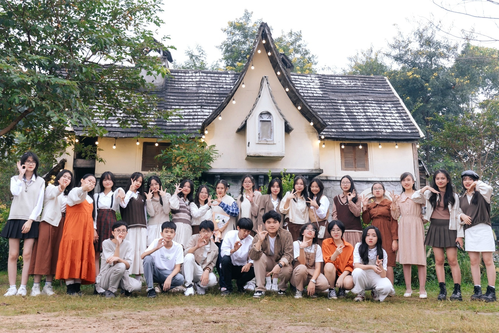 Trường có 4 thủ khoa kỳ thi vào lớp 10 Hà Nội, hơn 190 lượt học sinh đỗ chuyên