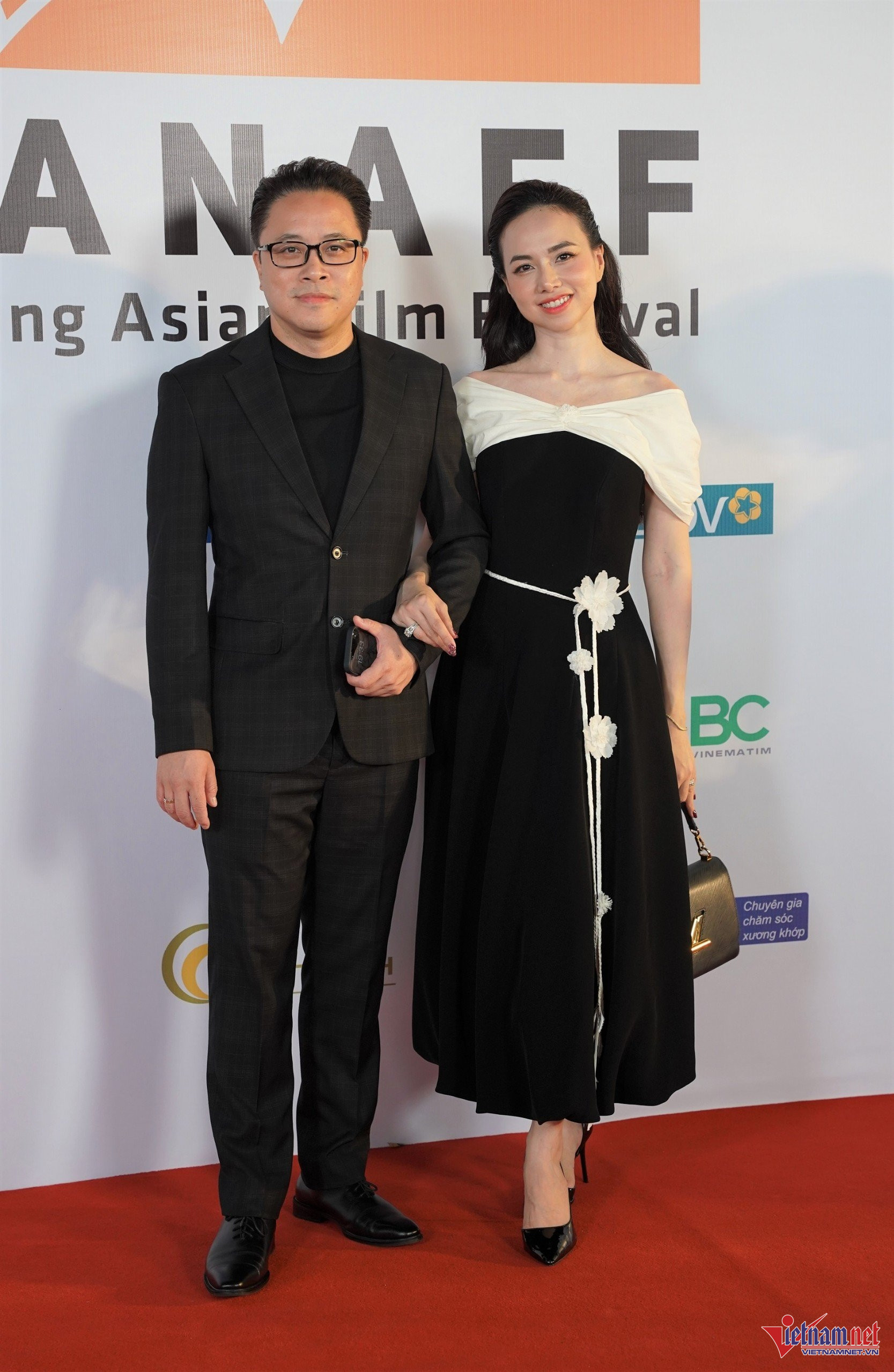 W-f8fd409e50adf2f3abbc.jpg