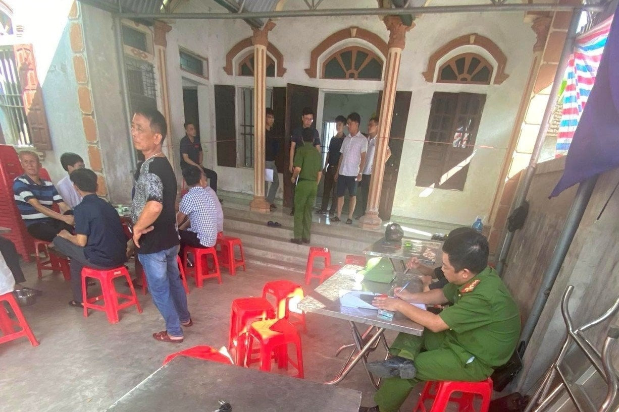 Bản tin cuối ngày 7/7: Vợ tử vong, chồng bị thương nặng trong căn nhà khóa trái