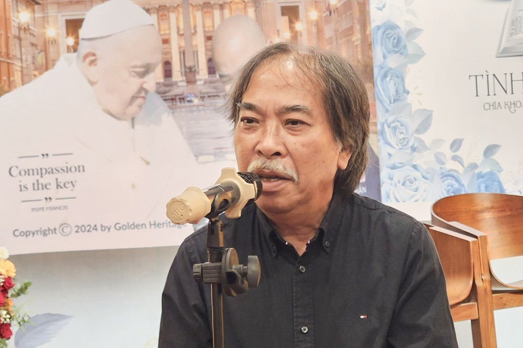'Ngày thế gian tàn lụi là khi con người tắt đi ngọn lửa của tình thương'