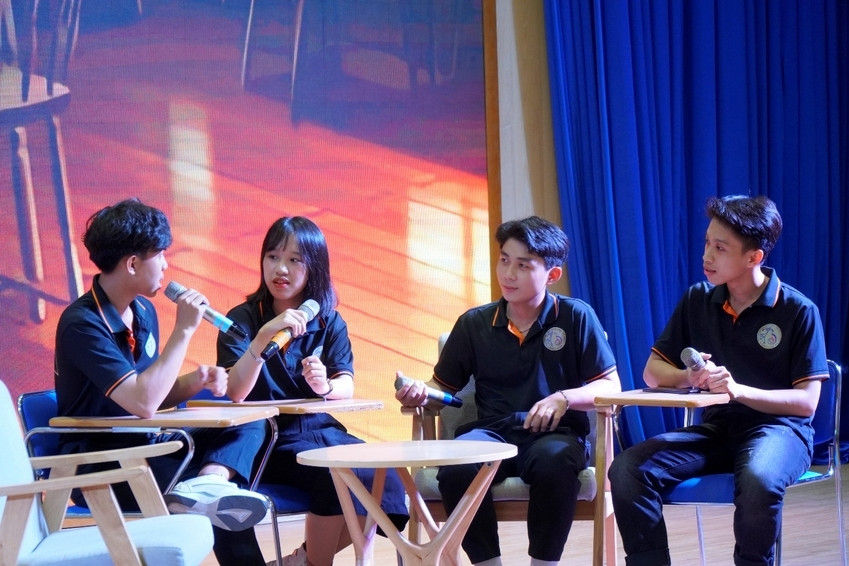 Trường đại học tổ chức tọa đàm văn hóa học đường với sinh viên thời đại 4.0