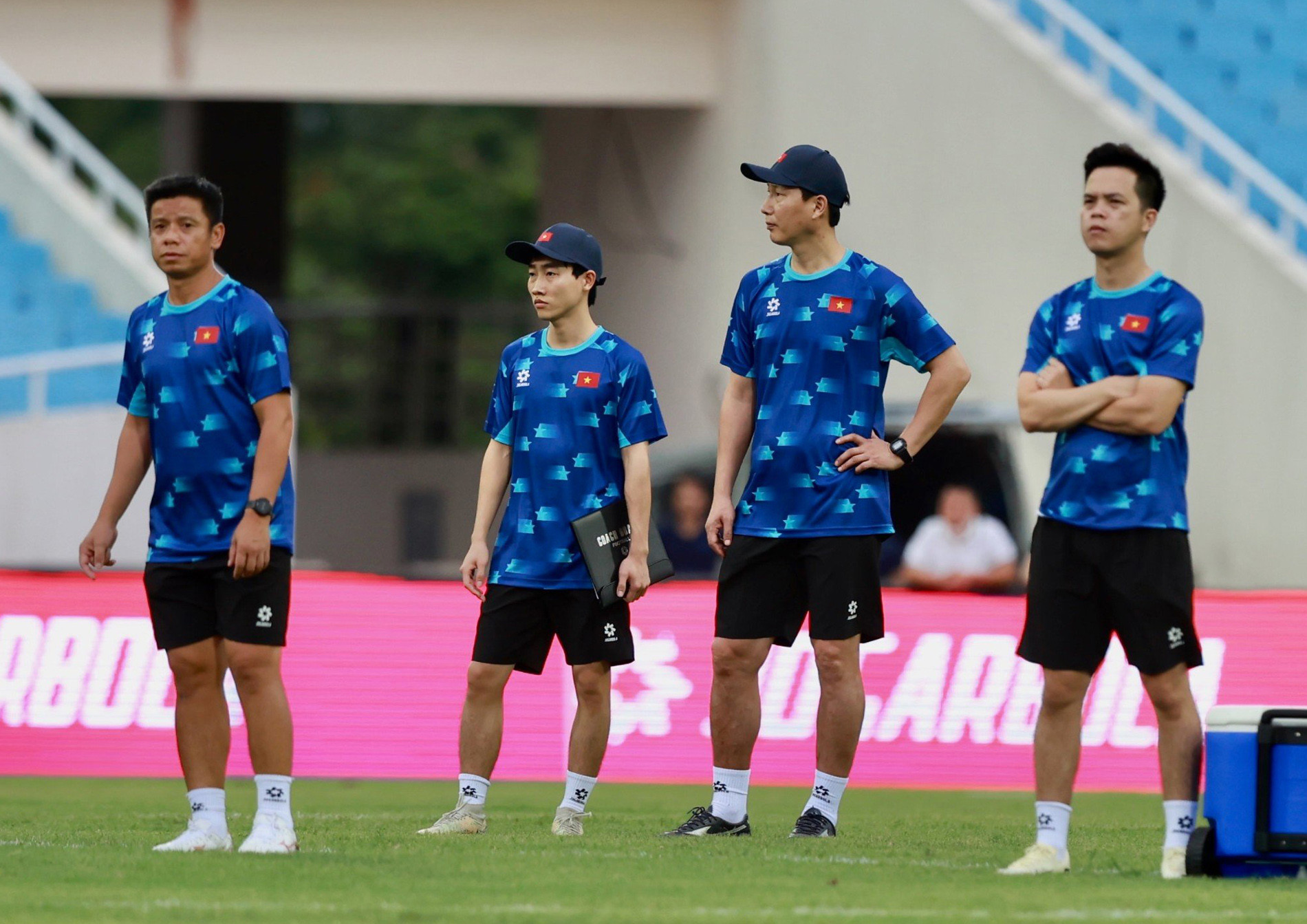 tuyen viet nam 8.jpg