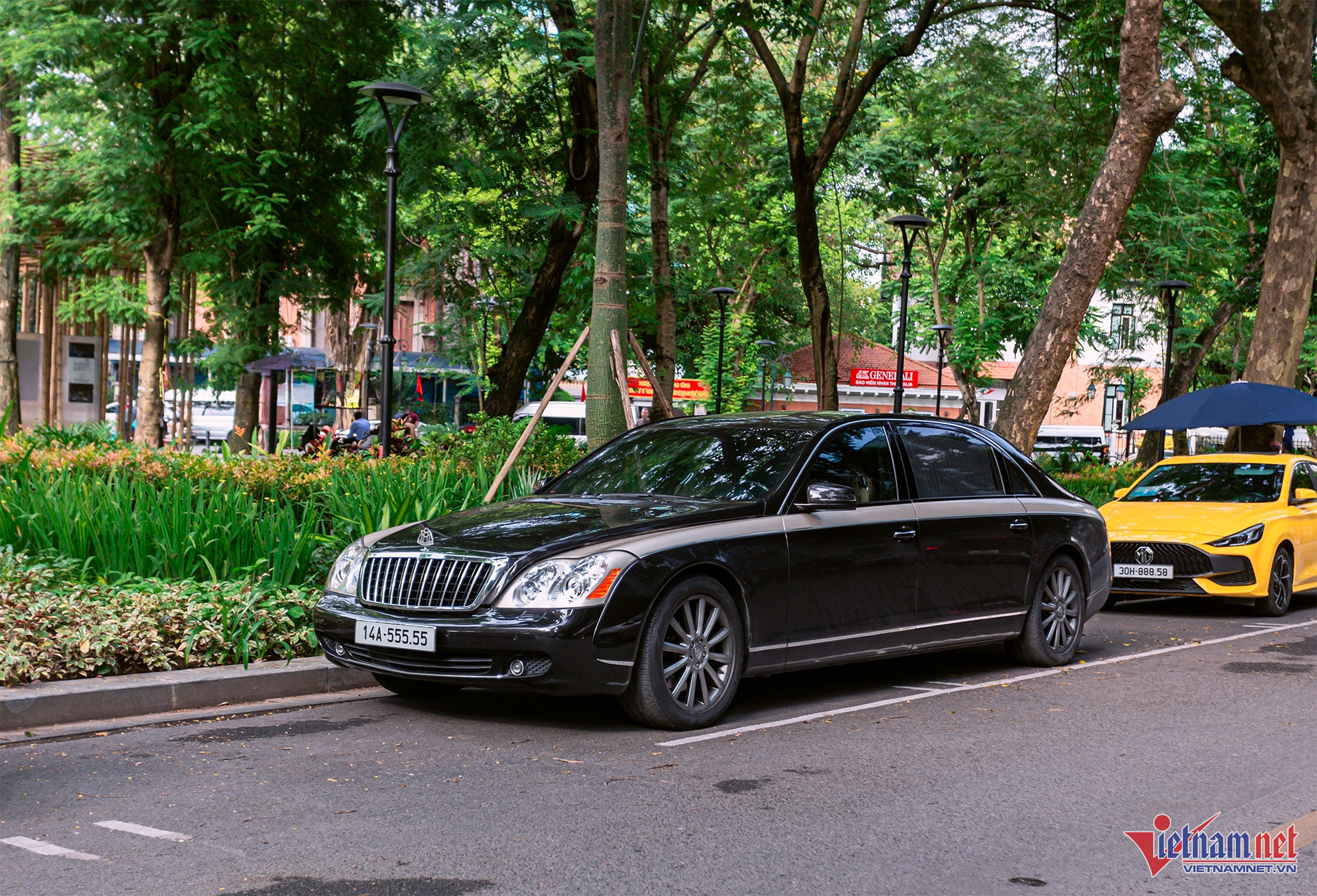 W-maybach 62s 1.jpg
