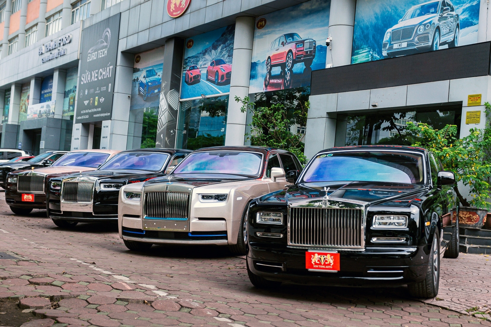 Ngắm dàn Rolls-Royce Phantom trị giá 150 tỷ, có xe từng của ông Trịnh Văn Quyết