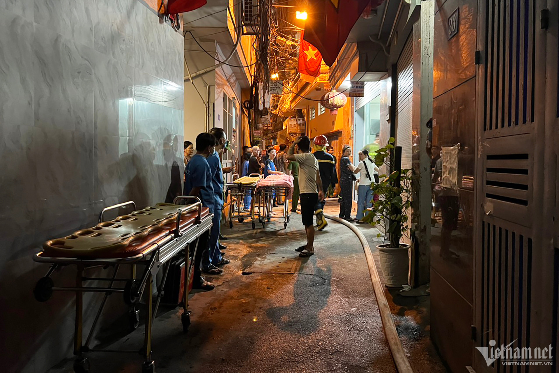 W-chaytrungkinh1 copy.jpg