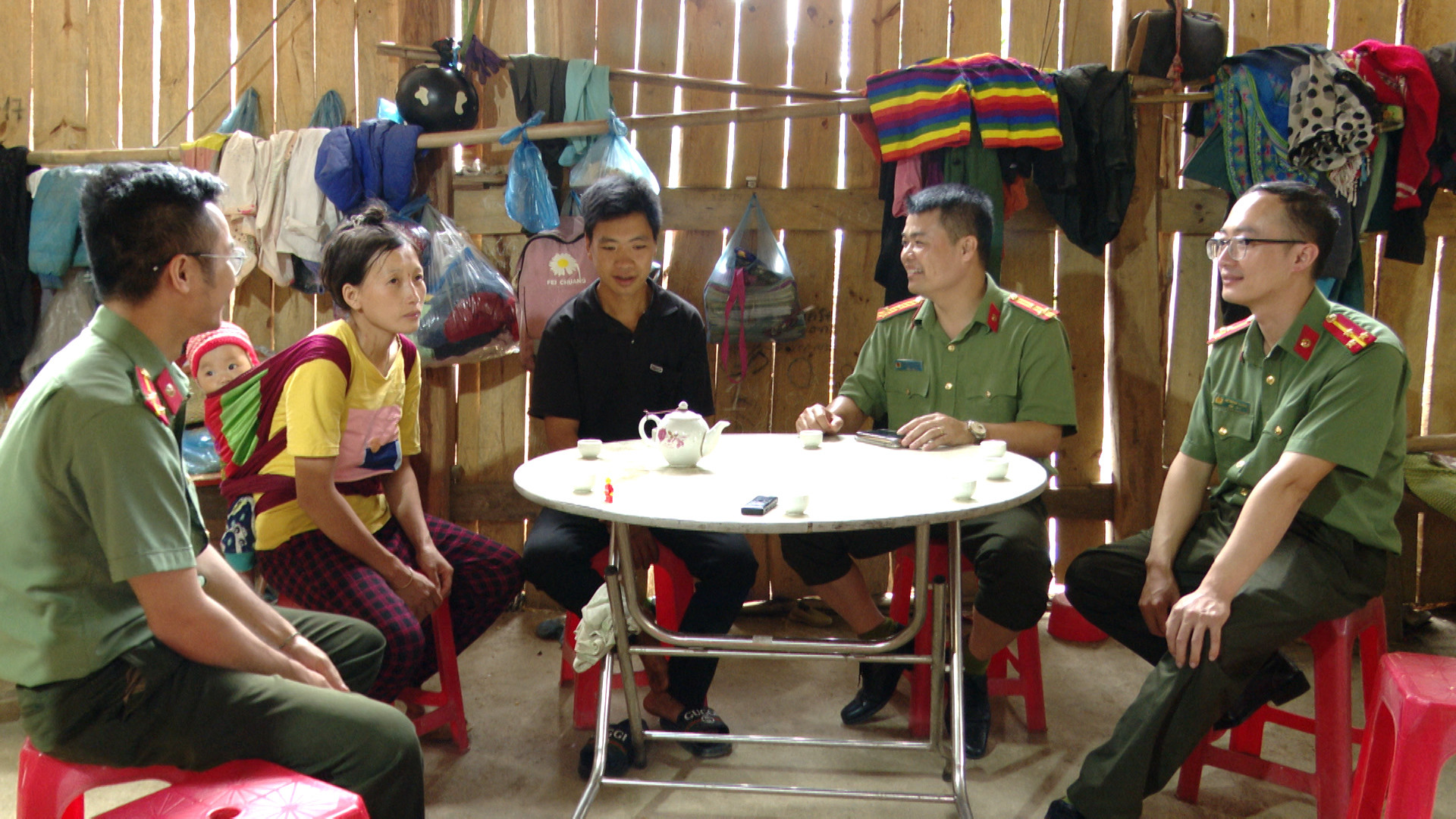 van dong nguoi dan.jpg