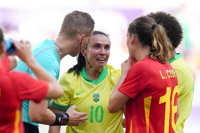 Kết quả bóng đá hôm nay 1/8/2024: Liverpool hạ Arsenal, Chelsea thắng to