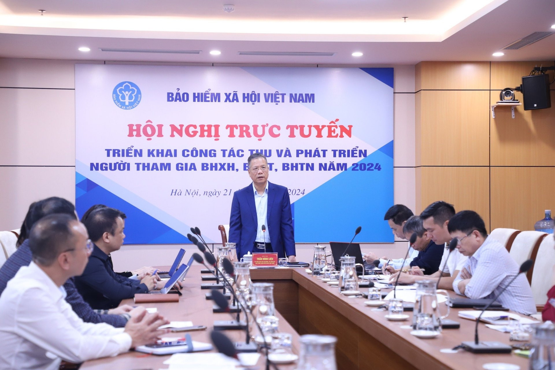 Đẩy mạnh thu, phát triển người tham gia BHXH, BHYT, BHTN năm 2024