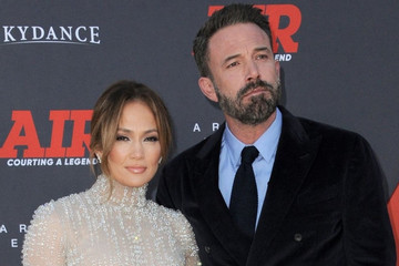 Jennifer Lopez và Ben Affleck hoàn tất thủ tục ly hôn