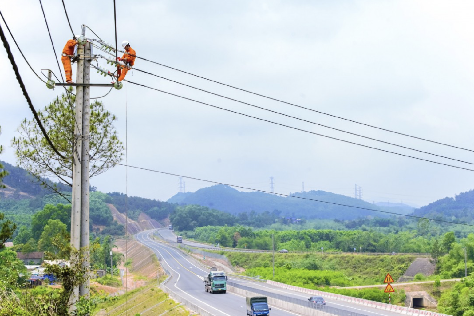 Thừa Thiên Huế phát triển hạ tầng điện thúc đẩy xây dựng nông thôn mới