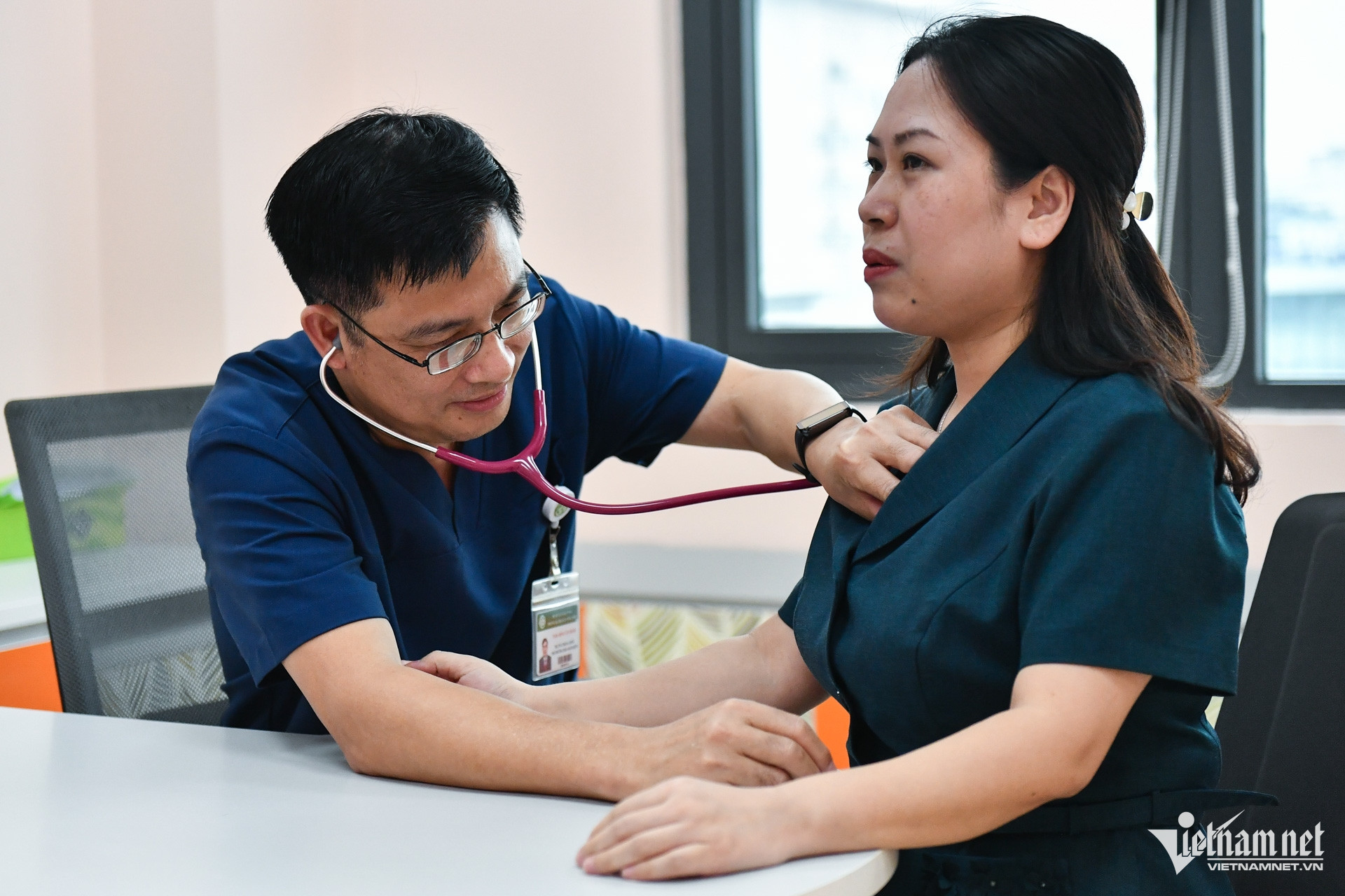 W-Bạch Mai khám ngoài giờ (6).jpg