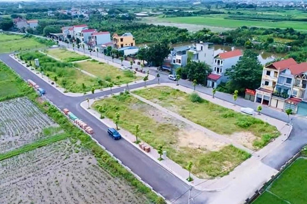 Đất Thanh Oai, Hà Nội đấu giá tăng sốc lên hơn 100 triệu/m2, rao bán chênh ngay nửa tỷ