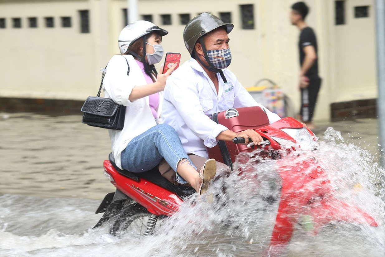 Dự báo thời tiết 12/8/2024: Bắc Bộ mưa lớn kéo dài, nguy cơ sạt lở đất