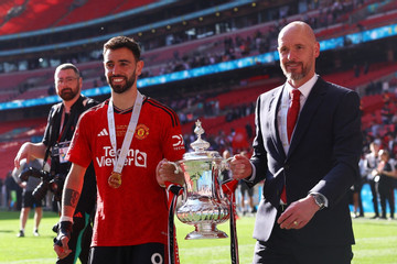 Bruno Fernandes ký hợp đồng mới với MU, lương cao top đầu