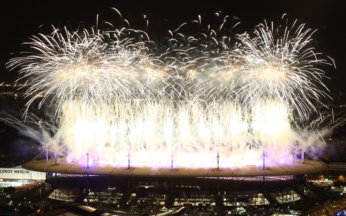 Bế mạc Olympic Paris, chào Los Angeles 2028 Hình ảnh Tom Cruise