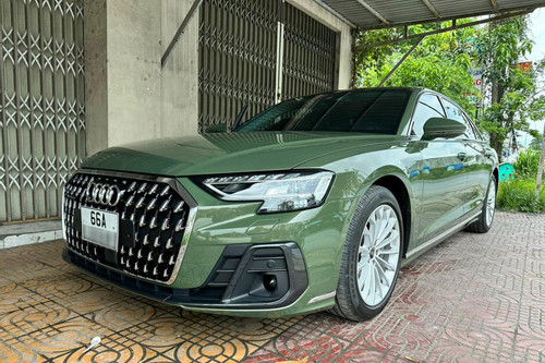 Mới mua 1 tháng, xe sang cỡ lớn Audi A8L của đại gia Đồng Tháp rớt giá 1 tỷ đồng