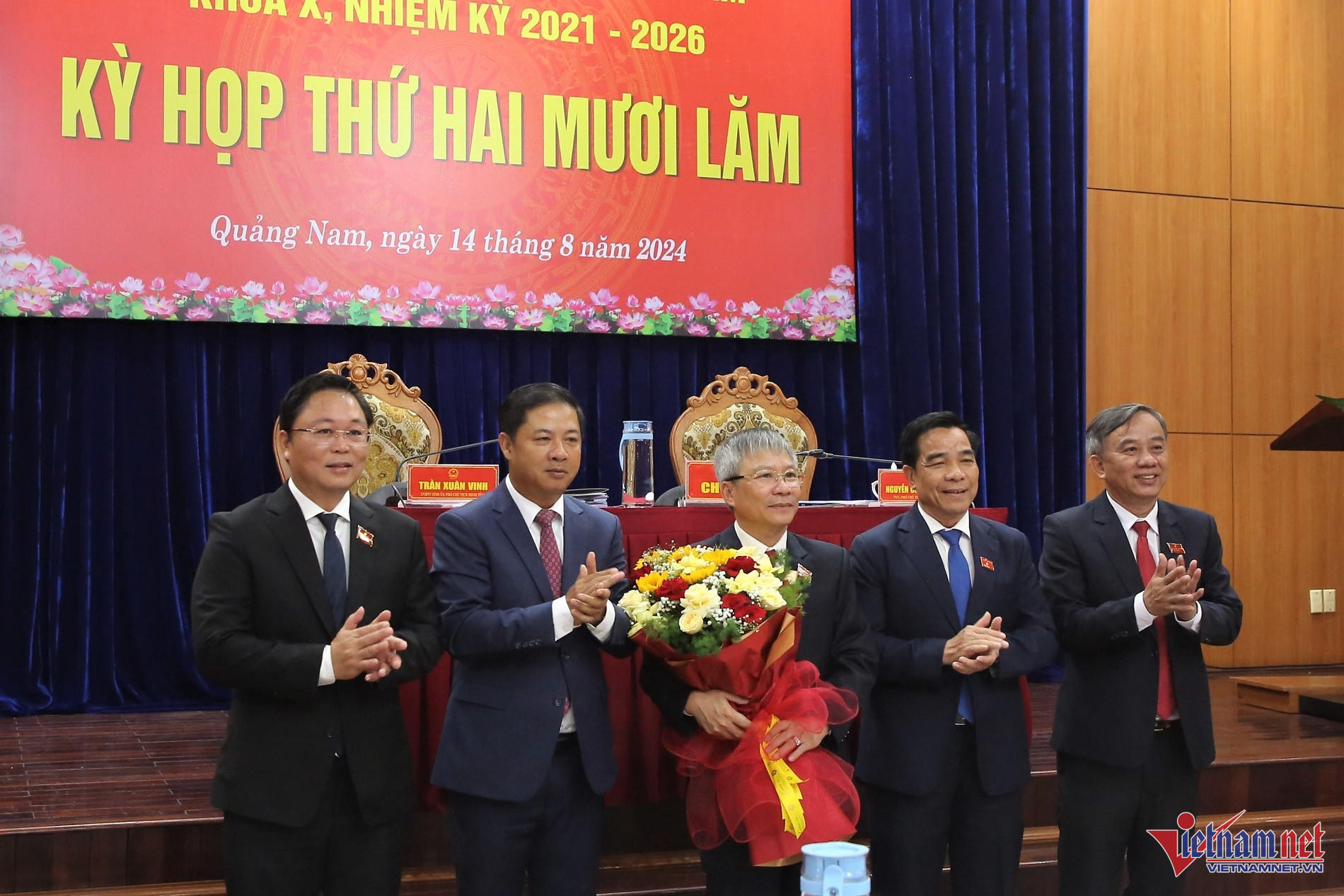 W-5A0A2763 (2).JPG.jpg