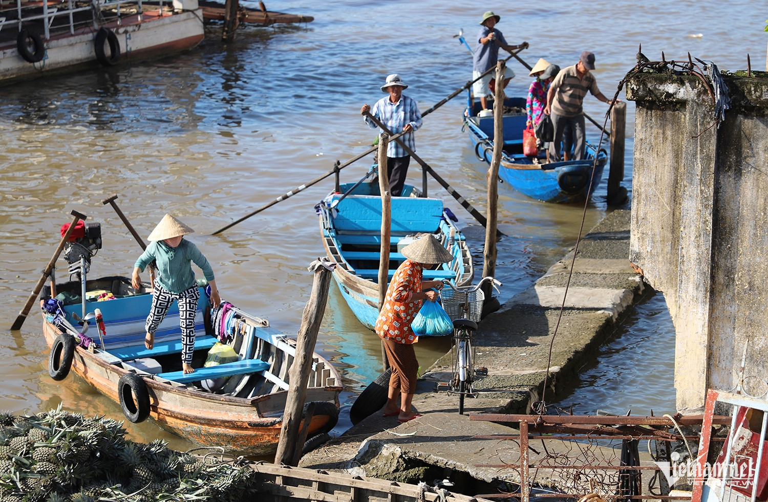 W-bến phà 7.jpg