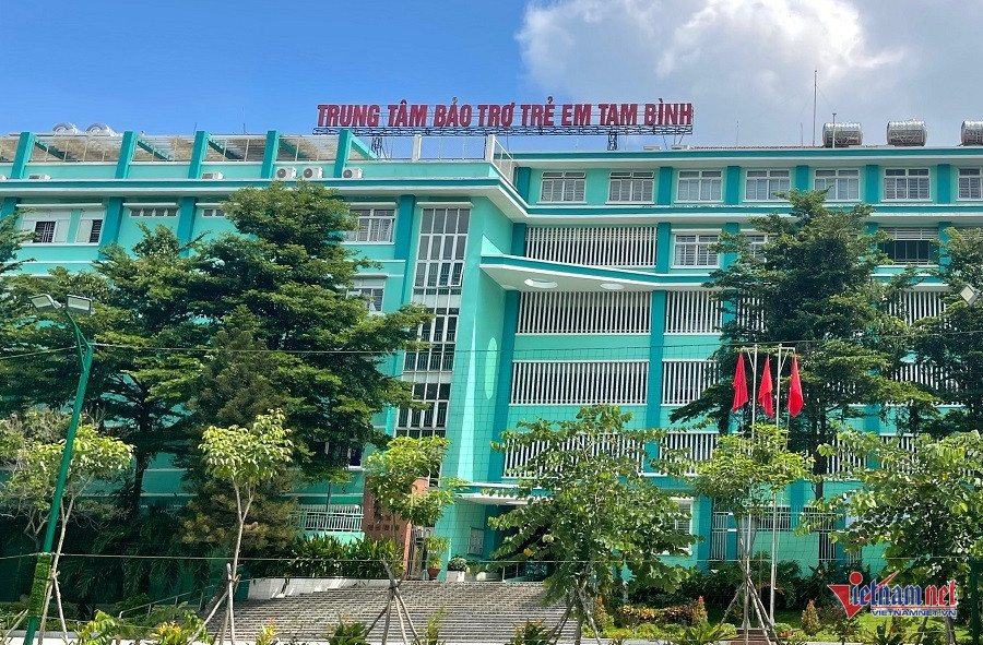 W-mẹ 16 tuổi tìm con (1).jpg