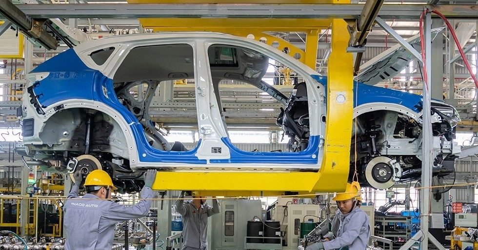 Chính phủ thống nhất giảm 50% lệ phí trước bạ ô tô, ban hành trước 18/8