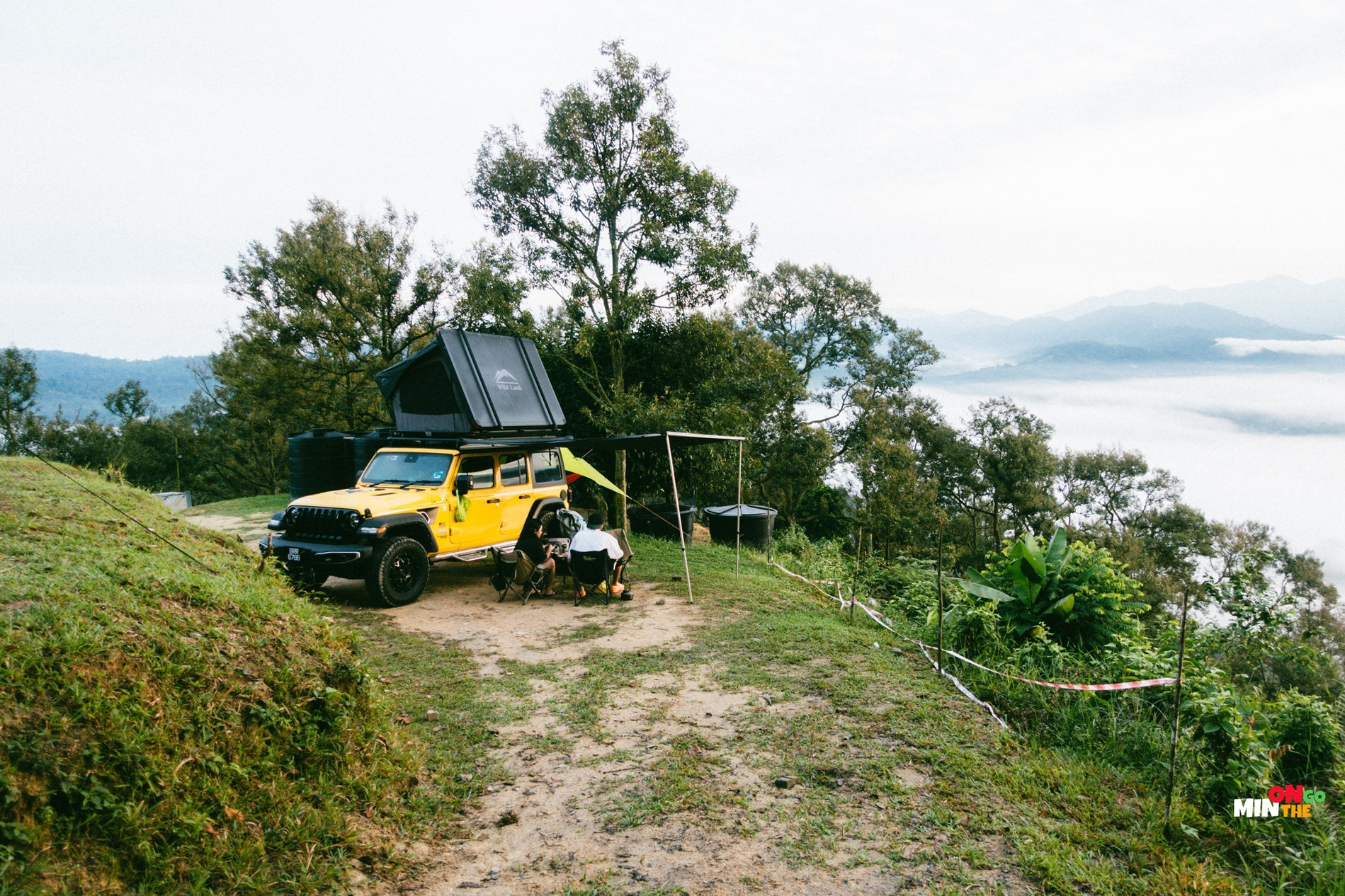 9X Sóc Trăng cắm trại ở vườn sầu riêng 'trên mây' cách Việt Nam hơn 1.000km