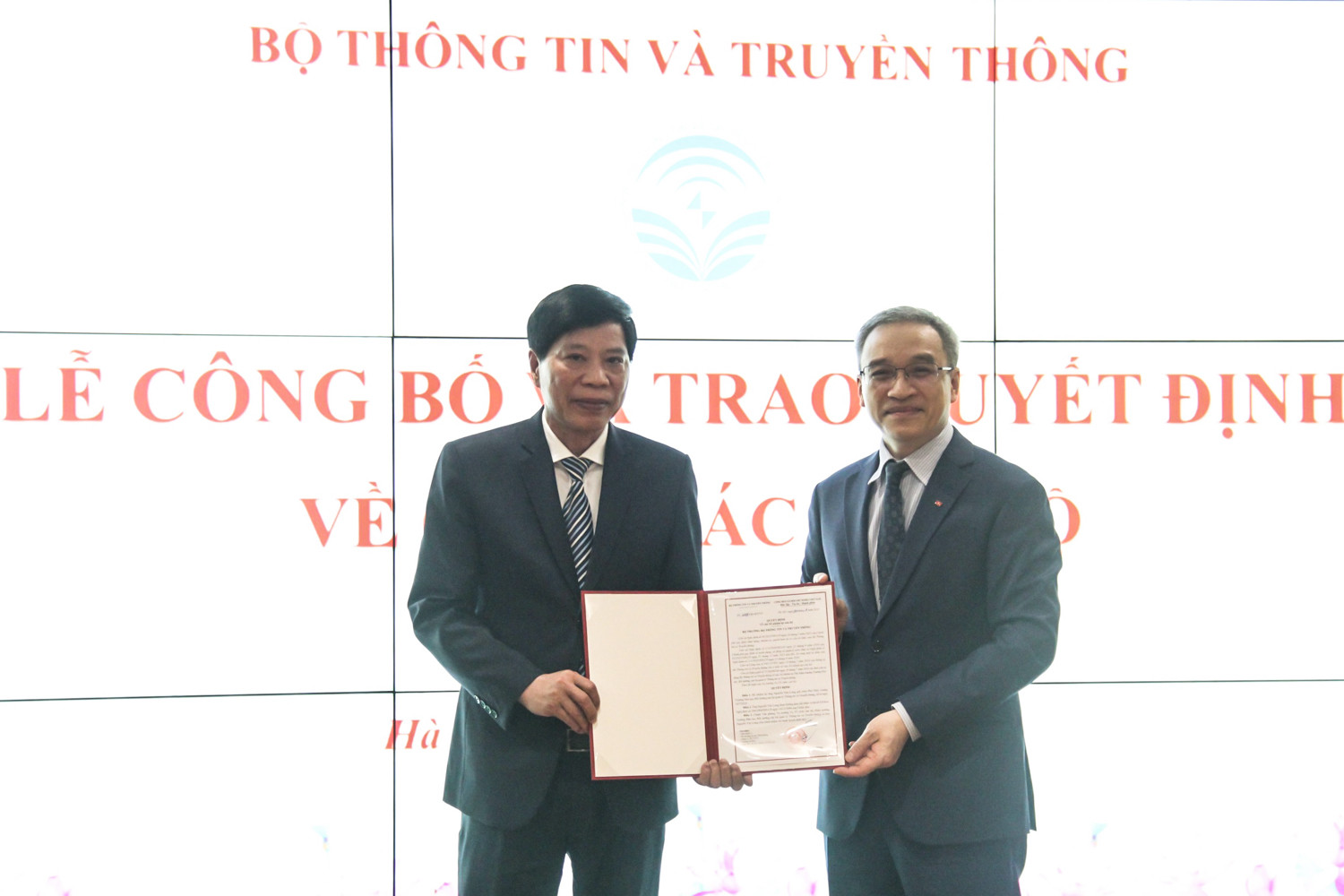 Bo TTTT bo nhiem T8 7.jpg