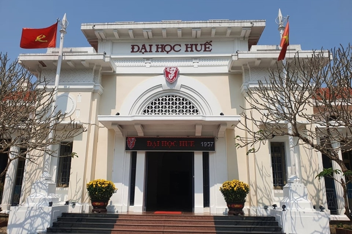 Đại học Huế công bố điểm chuẩn, nhiều khoa Sư phạm trên 25