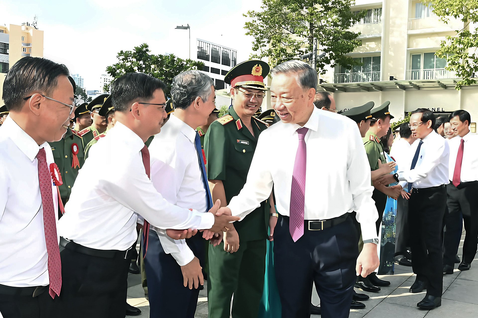 IMG_9E6AFC5E7BAC 1.jpg