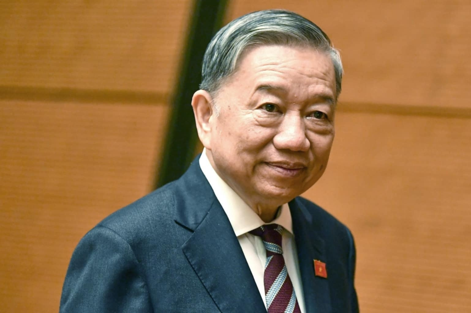 Tổng Bí thư, Chủ tịch nước Tô Lâm và Phu nhân lên đường thăm Trung Quốc