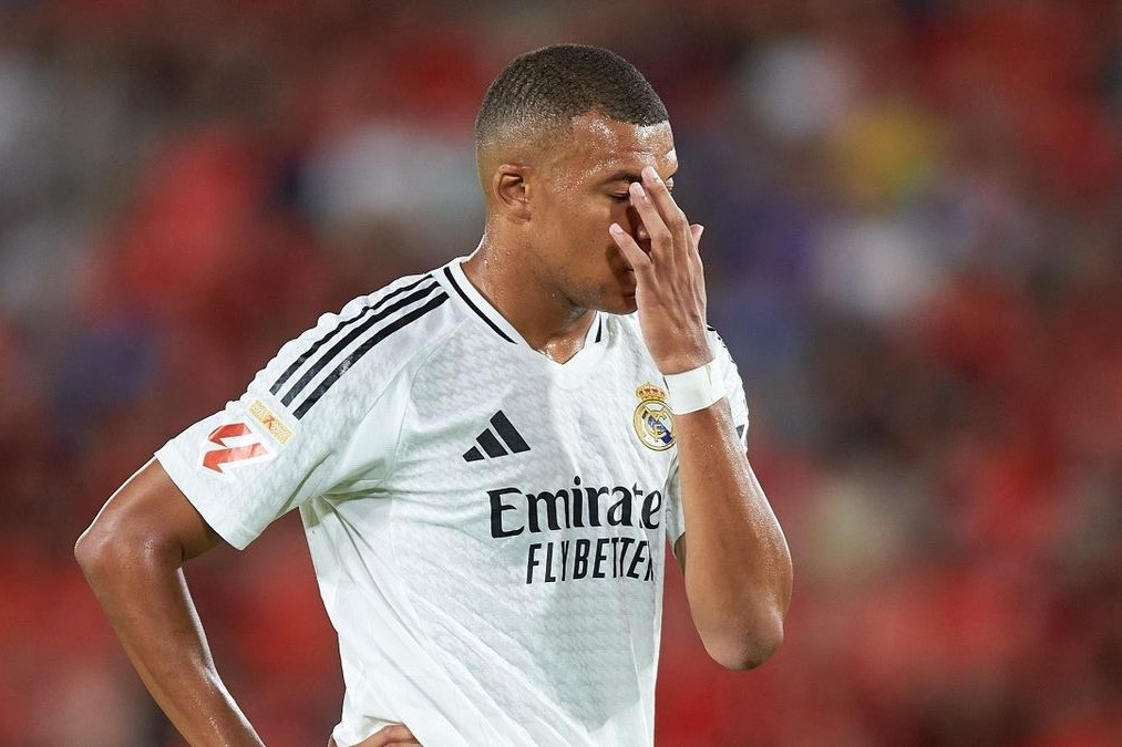 Ancelotti chê trách Real Madrid ở trận ra mắt La Liga của Mbappe