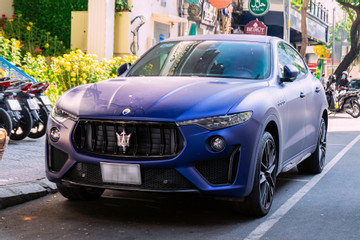 Đi 17.000 km, siêu SUV Maserati Levante từng của Minh “xí muội” rớt giá 8 tỷ