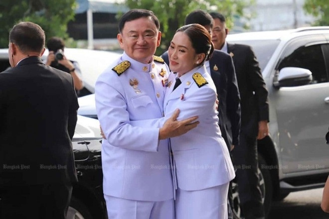 Ông Thaksin sẵn sàng cố vấn giúp con gái vượt qua thách thức