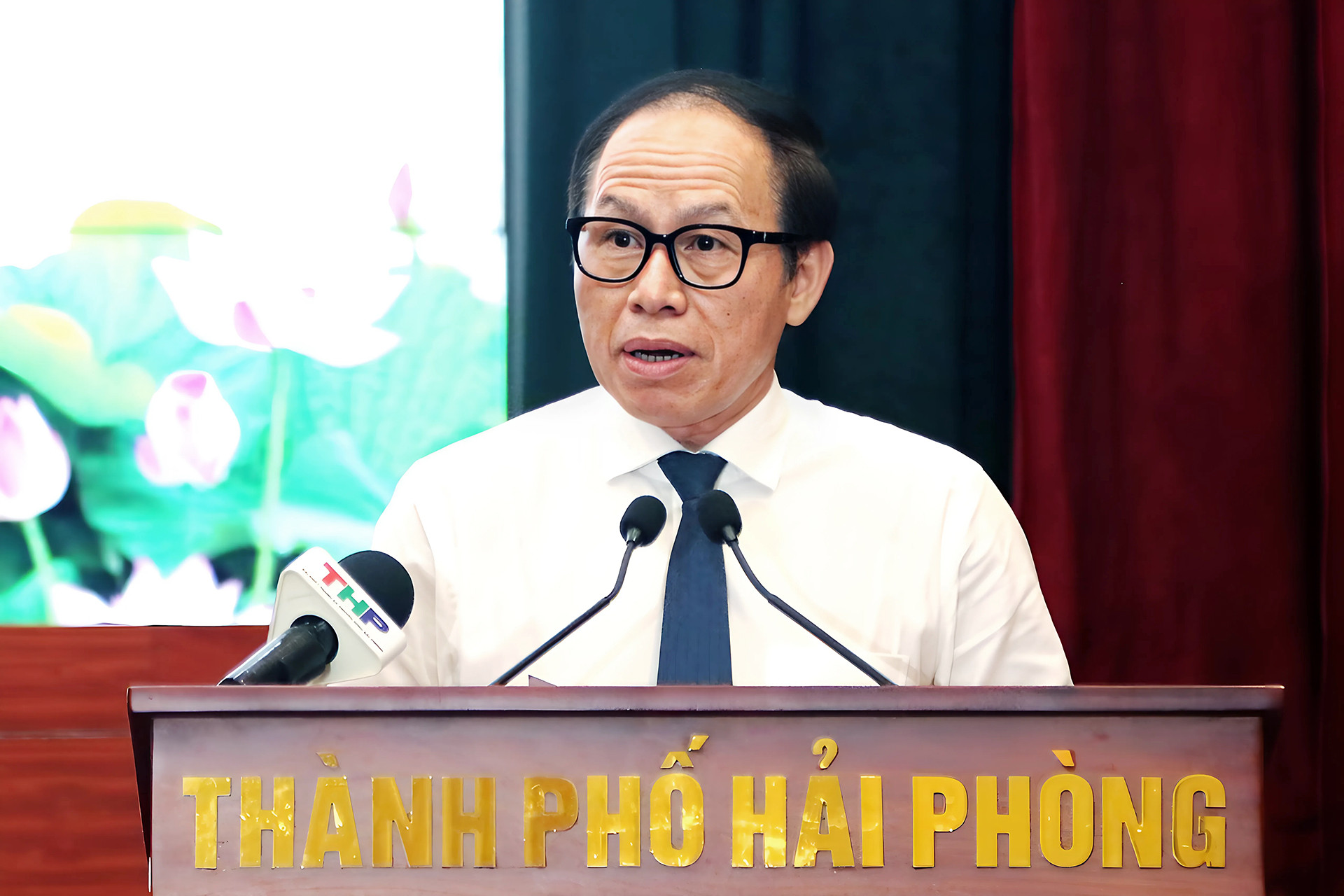 Lê Tiến Châu