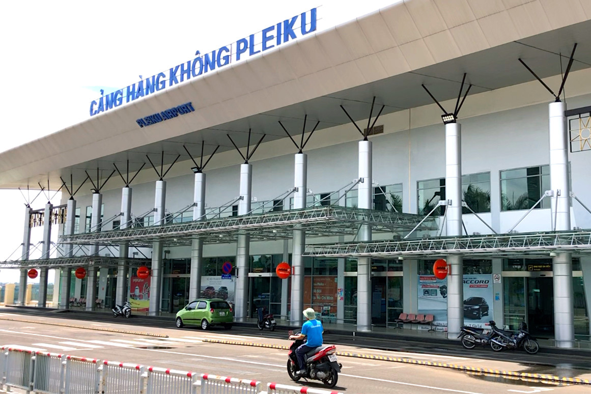 cảng hàng không Pleiku