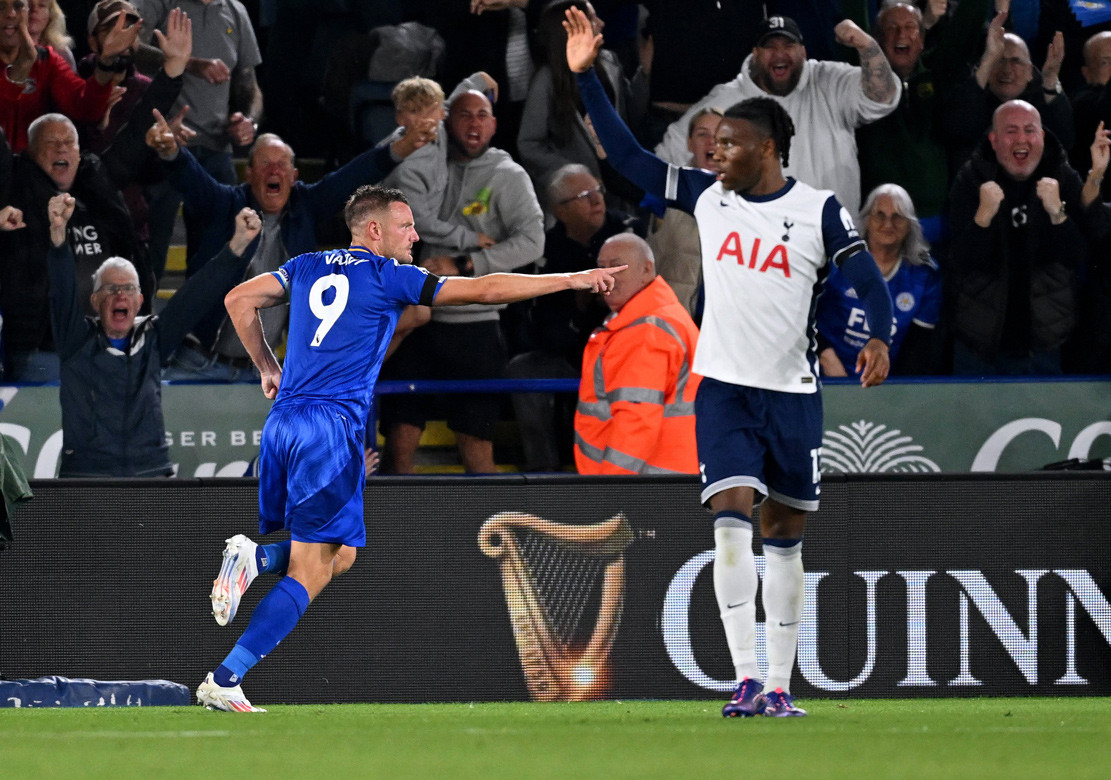 Tottenham đánh rơi chiến thắng trên sân Leicester Leicester Tottenham