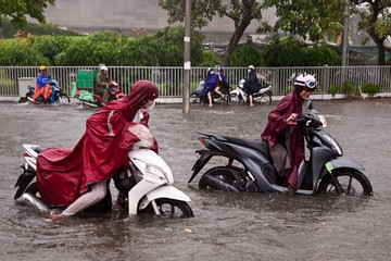 Miền Bắc tiếp tục nhiều ngày mưa, khả năng xuất hiện bão ở Biển Đông 1 tháng tới