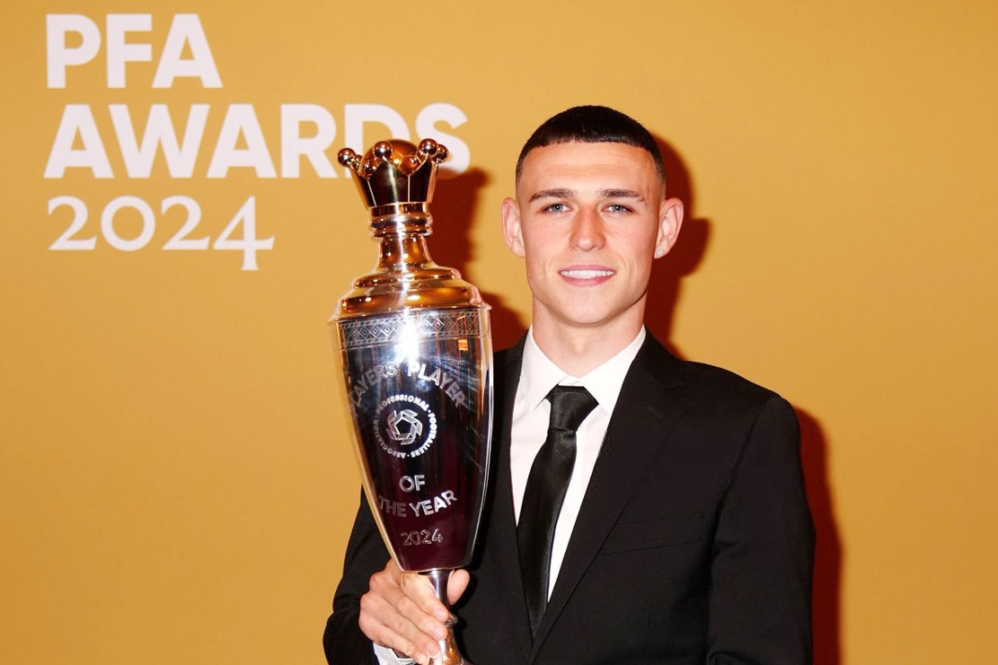 Phil Foden đoạt danh hiệu Cầu thủ xuất sắc nhất Ngoại hạng Anh