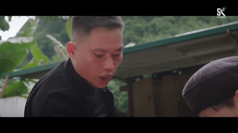 Đi giữa trời rực rỡ 17