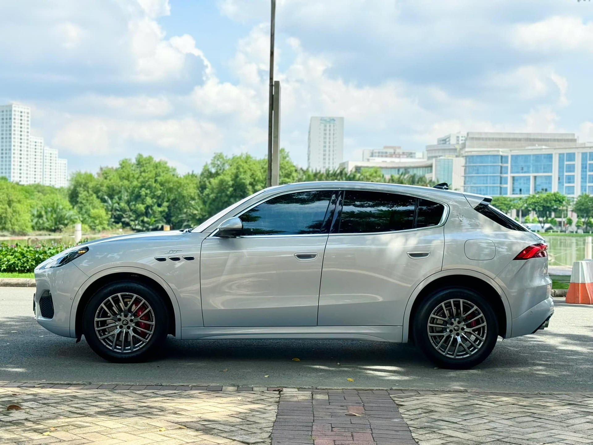 maserati grecale 3.jpg