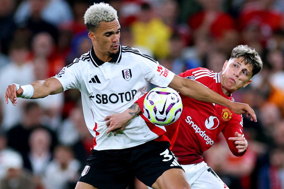 Robinson MU Fulham.jpg