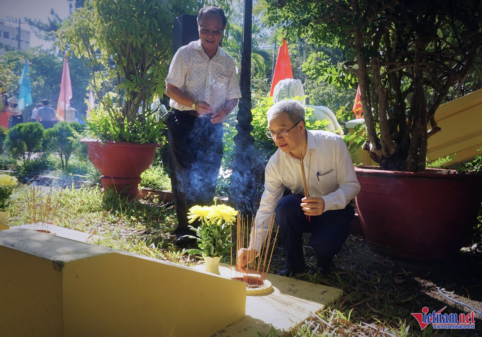 thu truong3 1556.jpg